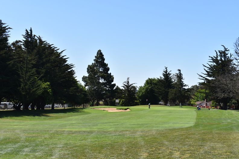 Laguna Lake Golf Course