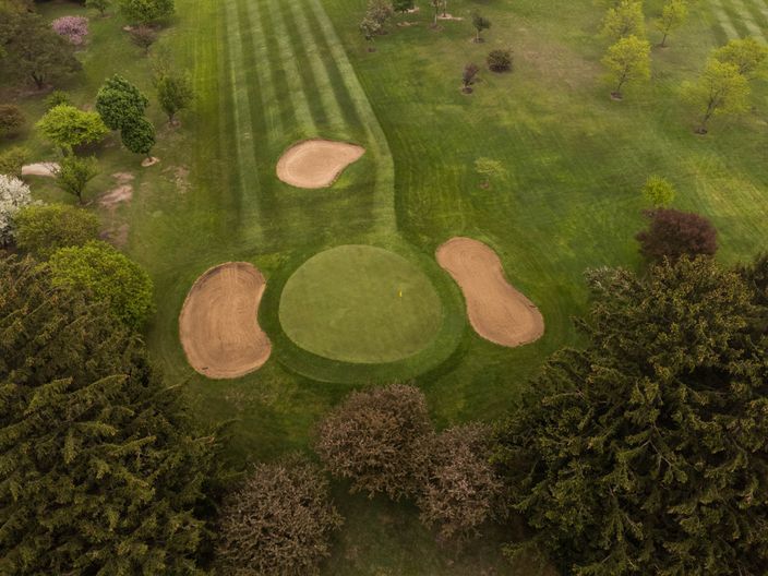 Twin Lakes Country Club