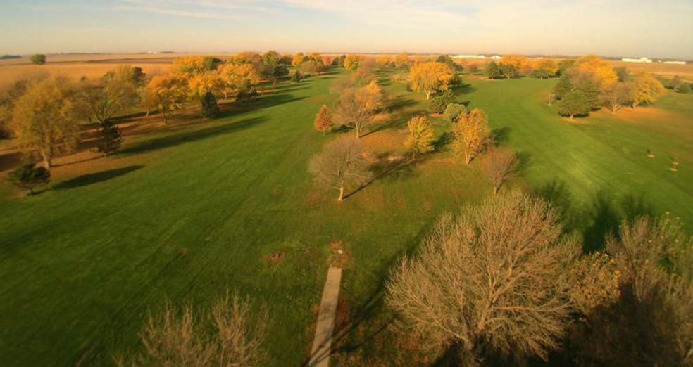 Hidden Hills Country Club