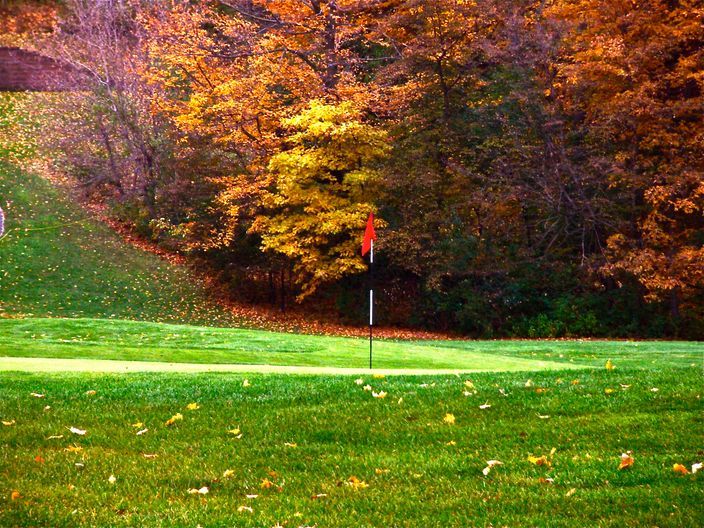 Glen Lake Golf & Practice Center