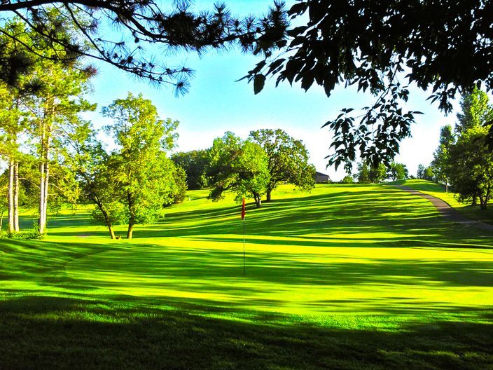 Glen Lake Golf & Practice Center
