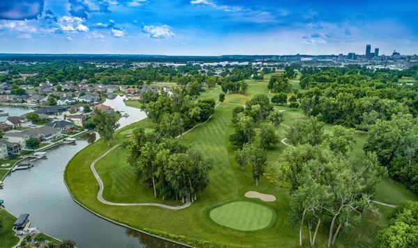 Shoreline Golf Course