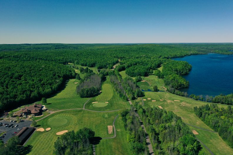 Young's Golf, Recreation & Dining